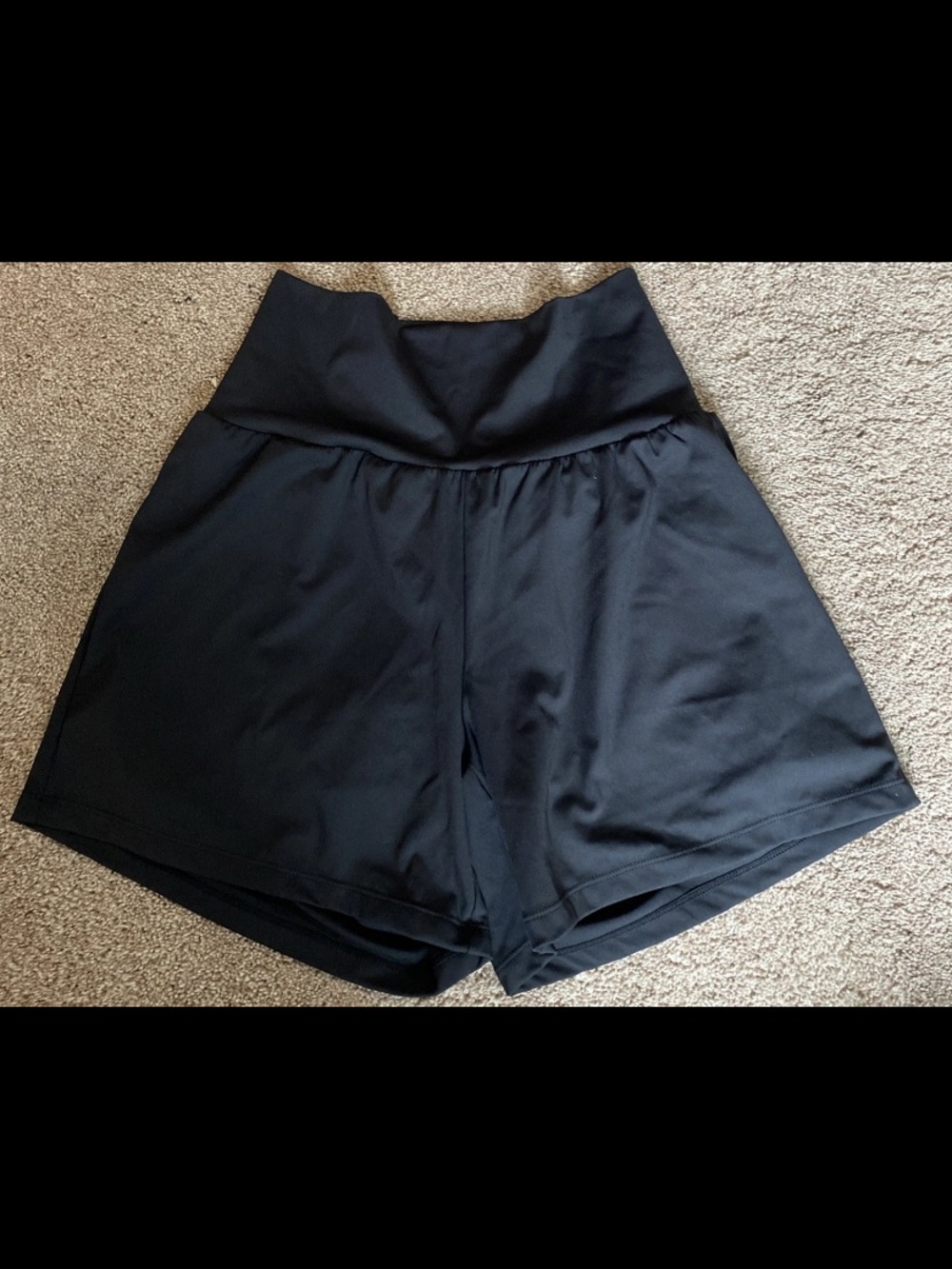 HALARA Sleek Black High-Waist Athletic Shorts